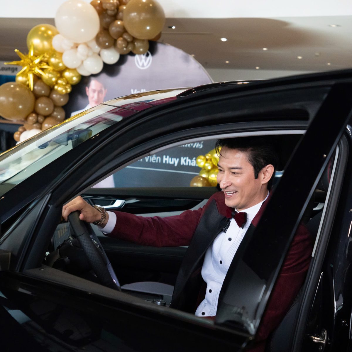 Những Nghệ Sĩ Việt Đã Mua Xe Volkswagen 8 1789646771392 8551912972436129393 g8707846905000312327 4488351cee3d5d67bc33b6c2ea540840