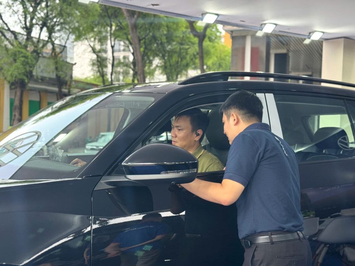 Volkswagen Cần Thơ Khai Trương - Đại Lý 4S Chuẩn Urban Store Toàn Cầu 18 z7928042829691 00020b27ee5a687c369e5696348fbac8