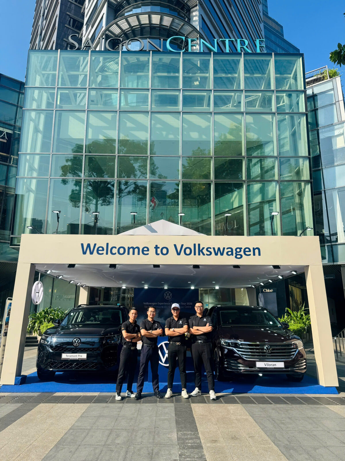 Sự Kiện Trưng Bày & Lái Thử Volkswagen Tại Saigon Centre 2026 | Hàng Trăm Khách Hàng Trải Nghiệm Teramont Pro & Viloran 3 z7934099476512 b8efd4ed4bcd302e3883fefe46bfff0b