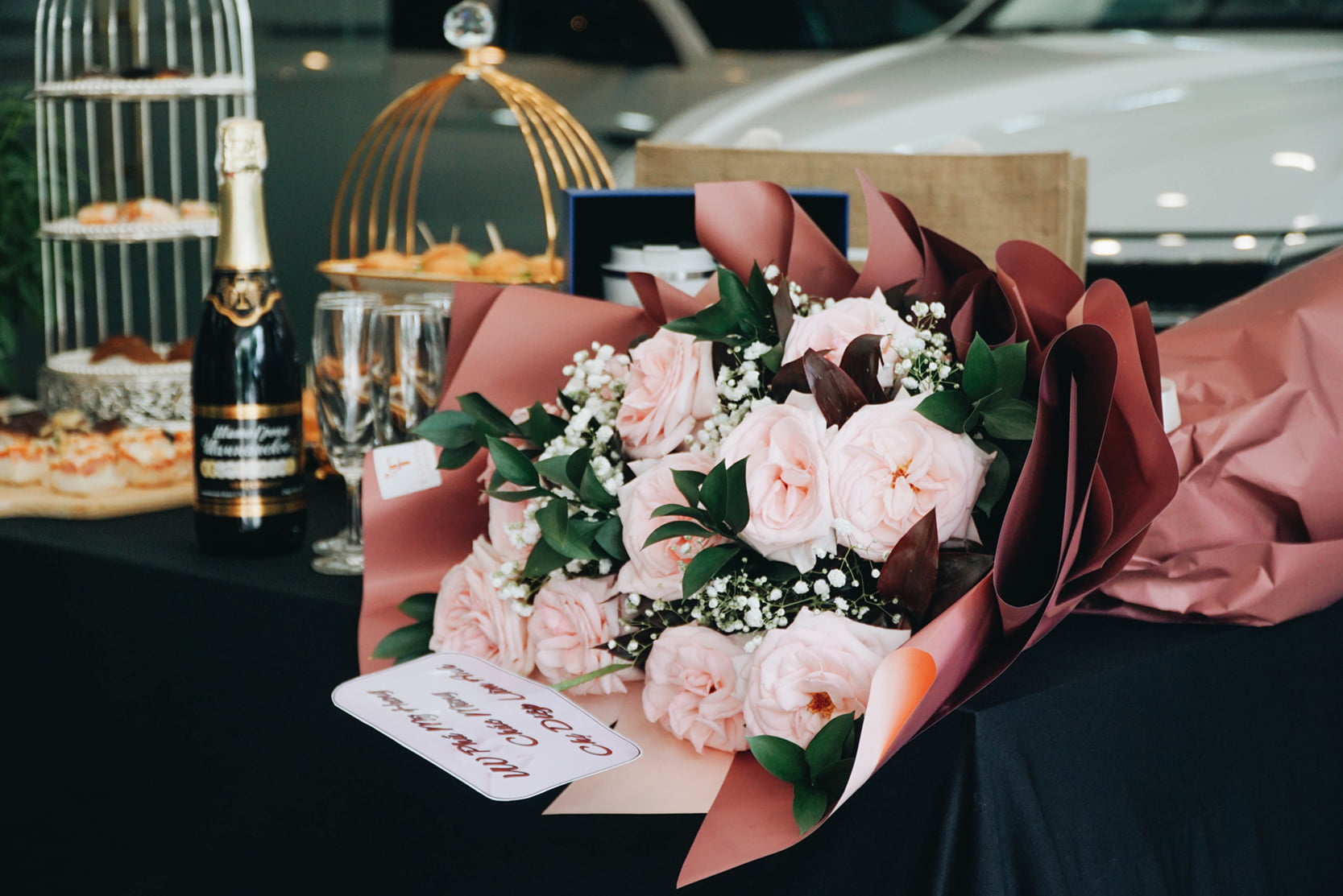 Trân trọng bàn giao Volkswagen Viloran đến người mẫu, diễn viên Diệp Lâm Anh 7 DSC08065