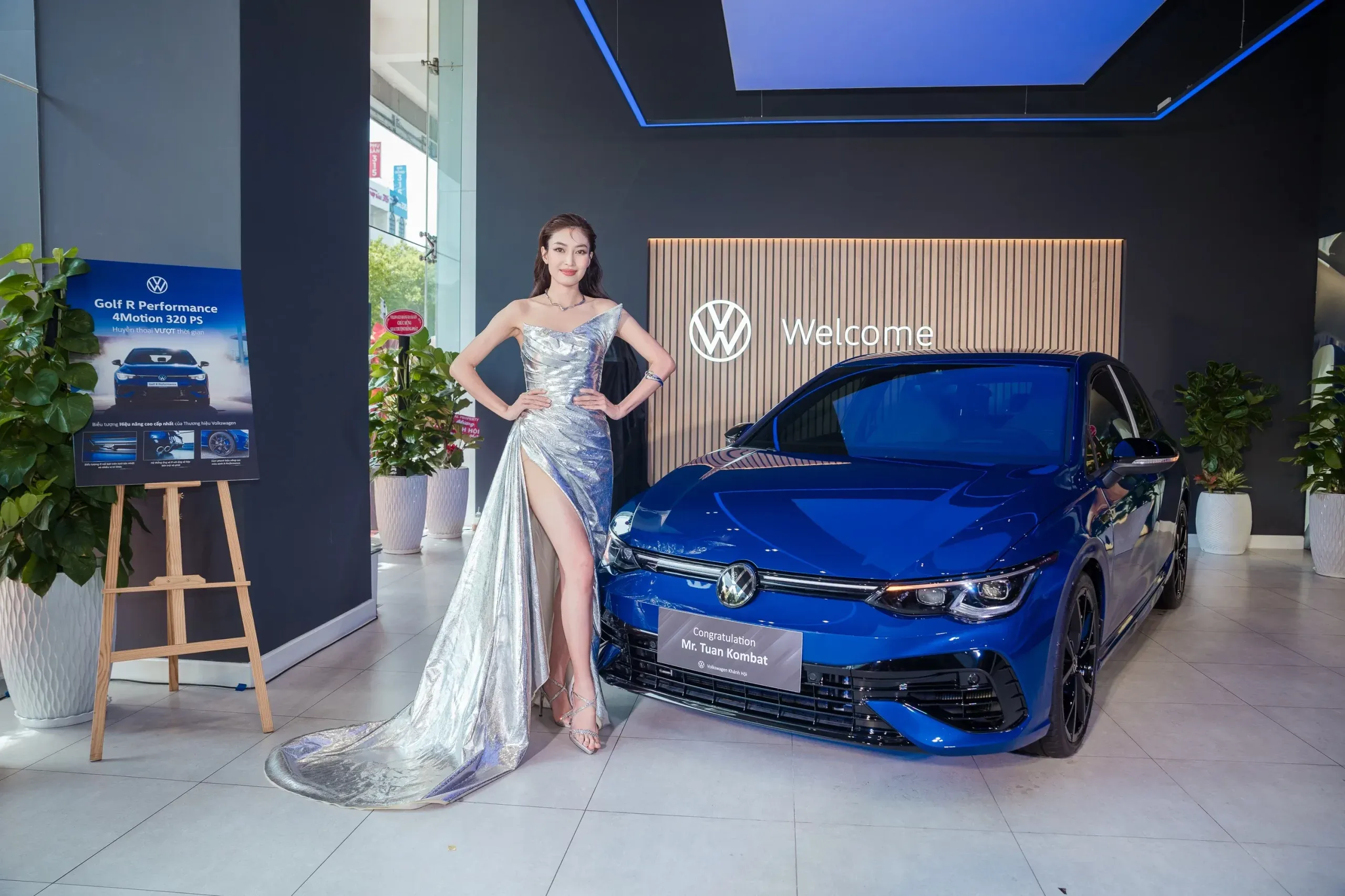 Volkswagen Urban Store Khánh Hội - Showroom Tiêu Chuẩn Toàn Cầu Mới Nhất Tại TP. Hồ Chí Minh 17 15.11 CMS Agency 427 scaled